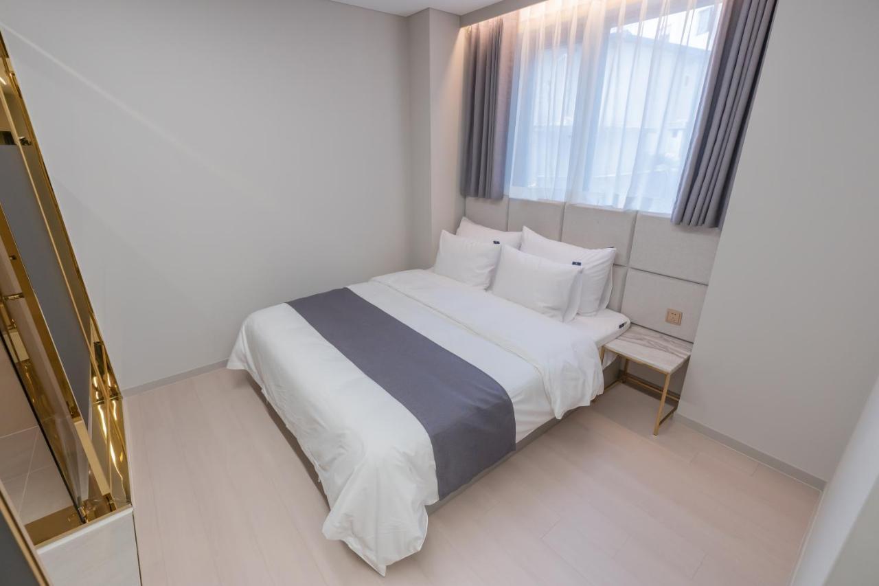 Denbasta Central Hotel Seomyeon Pusan Zewnętrze zdjęcie