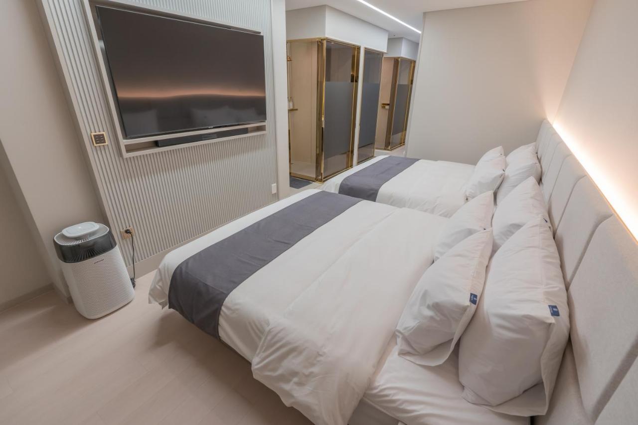 Denbasta Central Hotel Seomyeon Pusan Zewnętrze zdjęcie