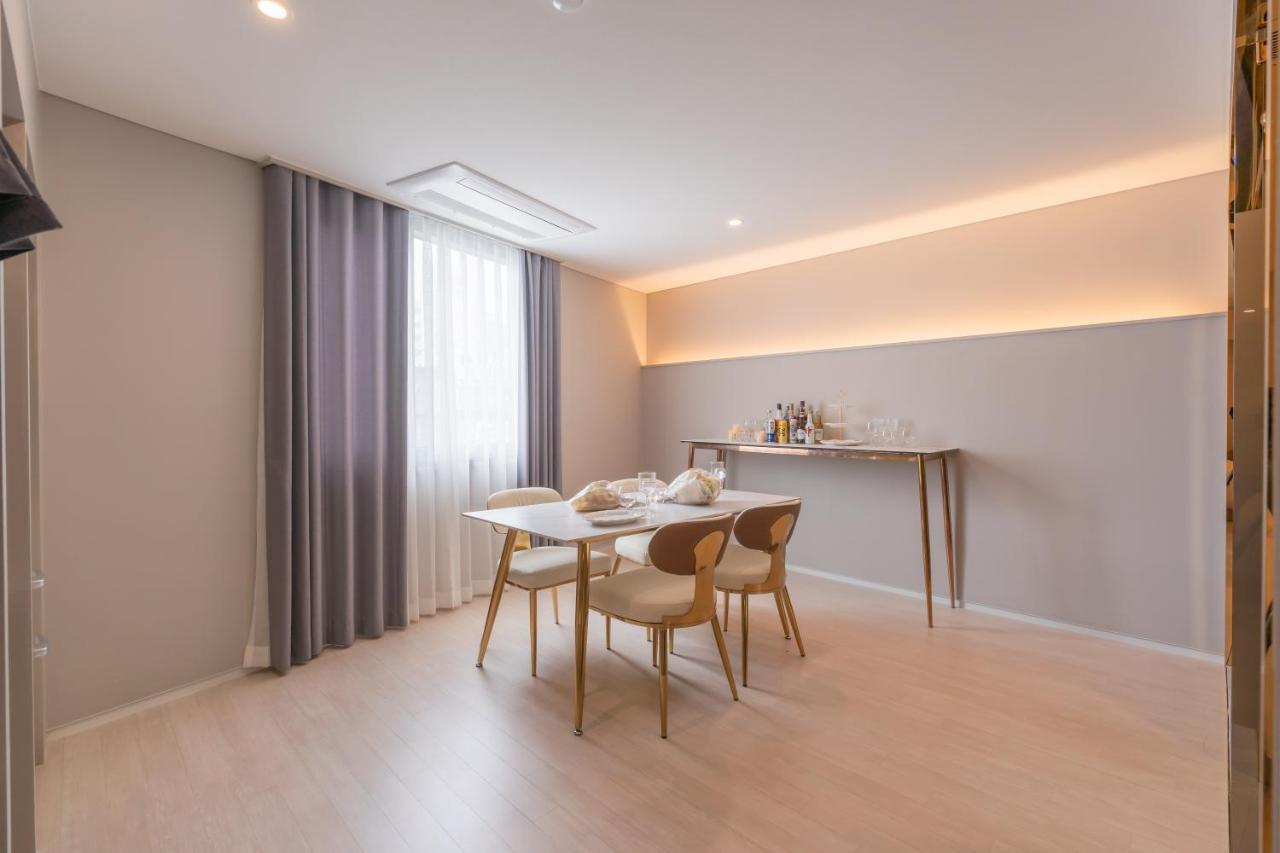 Denbasta Central Hotel Seomyeon Pusan Zewnętrze zdjęcie