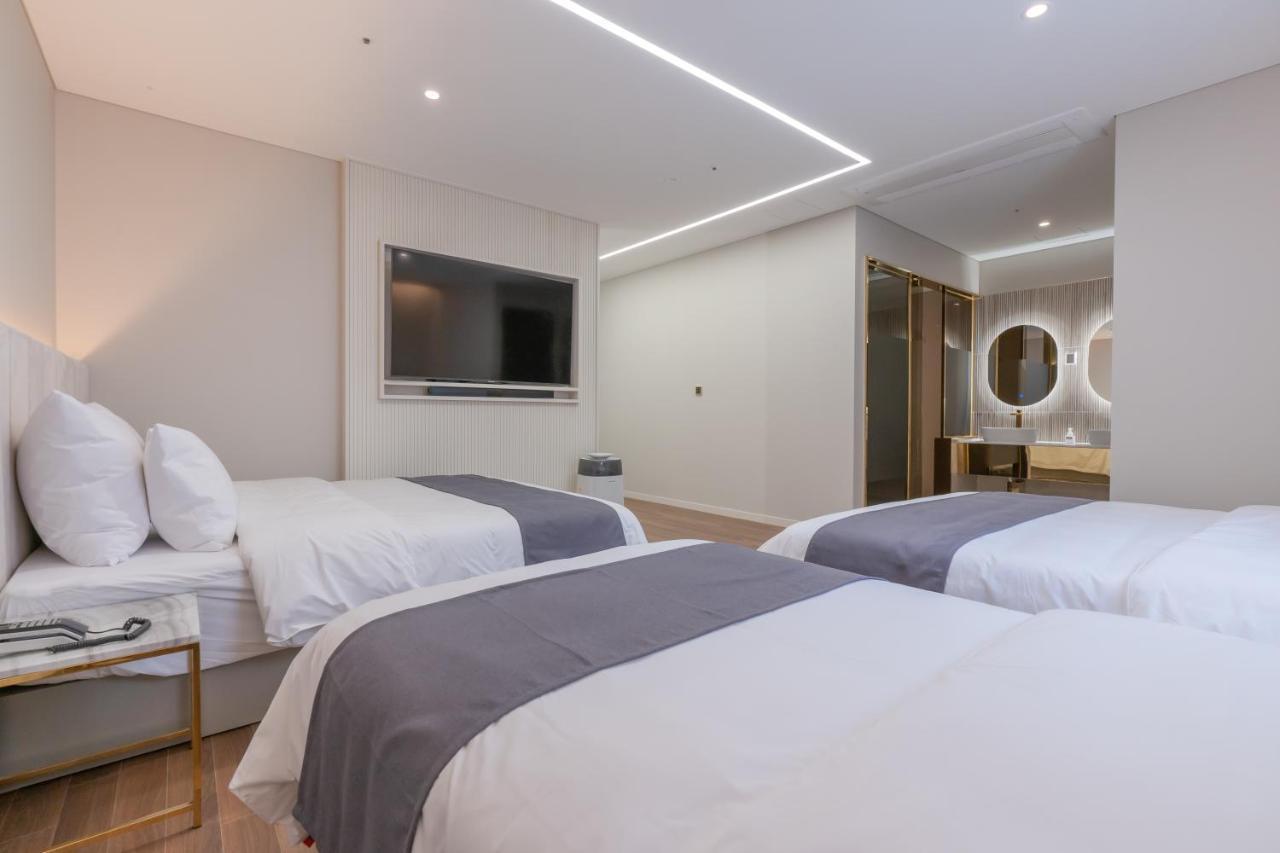 Denbasta Central Hotel Seomyeon Pusan Zewnętrze zdjęcie
