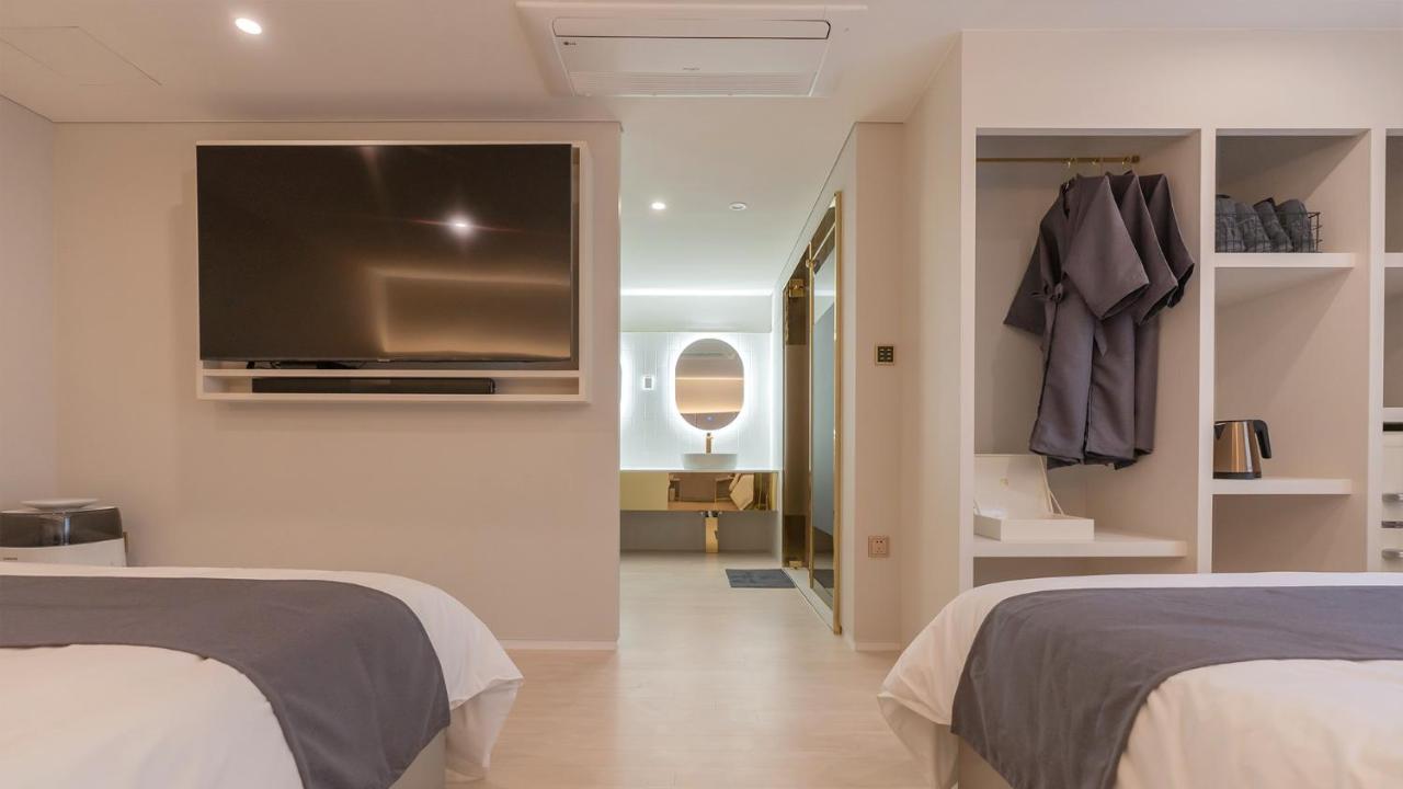 Denbasta Central Hotel Seomyeon Pusan Zewnętrze zdjęcie