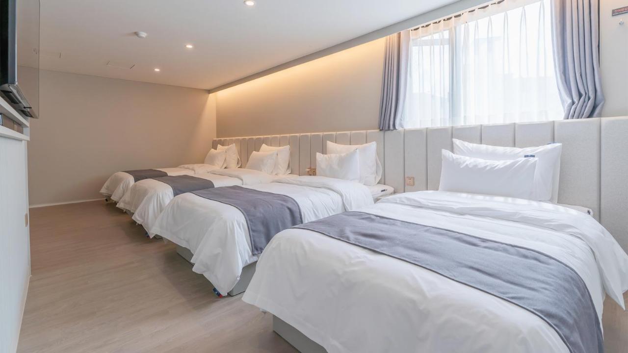 Denbasta Central Hotel Seomyeon Pusan Zewnętrze zdjęcie