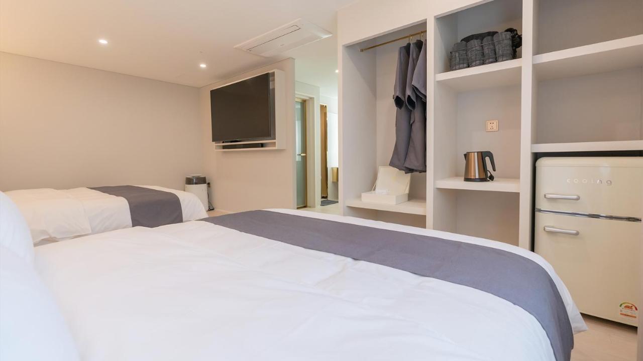 Denbasta Central Hotel Seomyeon Pusan Zewnętrze zdjęcie