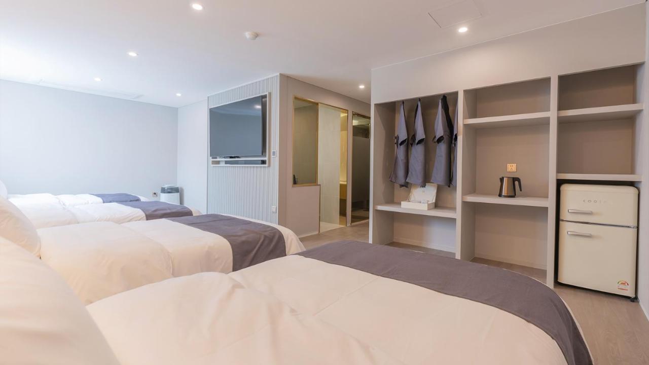 Denbasta Central Hotel Seomyeon Pusan Zewnętrze zdjęcie